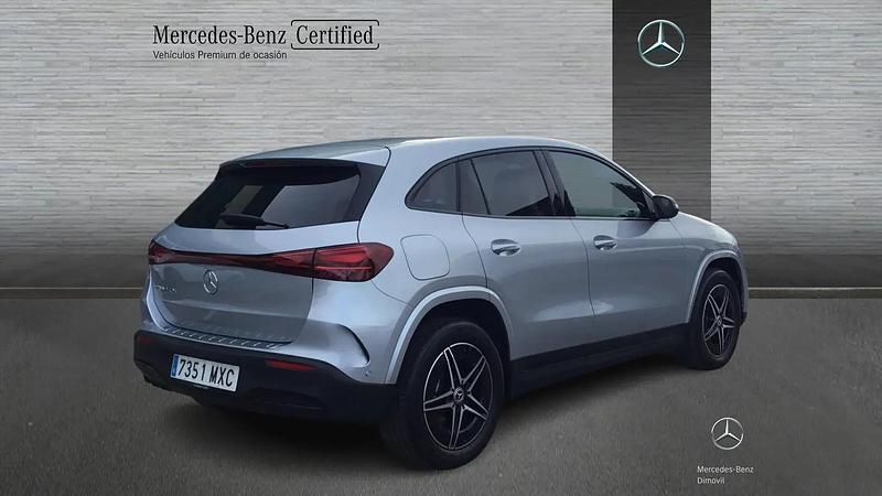 Begagnad Mercedes EQA250+ 139 kW (190 HK) 2024 Grå SUV