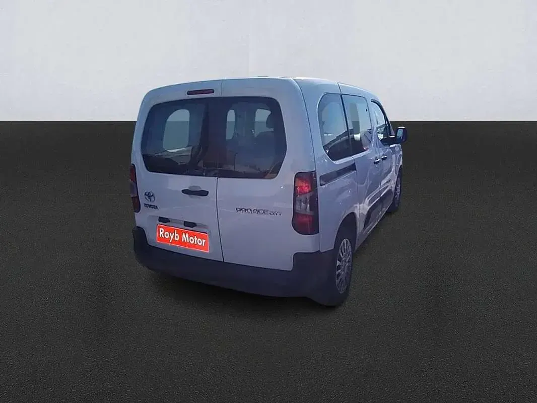 Usado Toyota Proace City City 101 CV (74 kW) 2022 Blanco Monovolumen