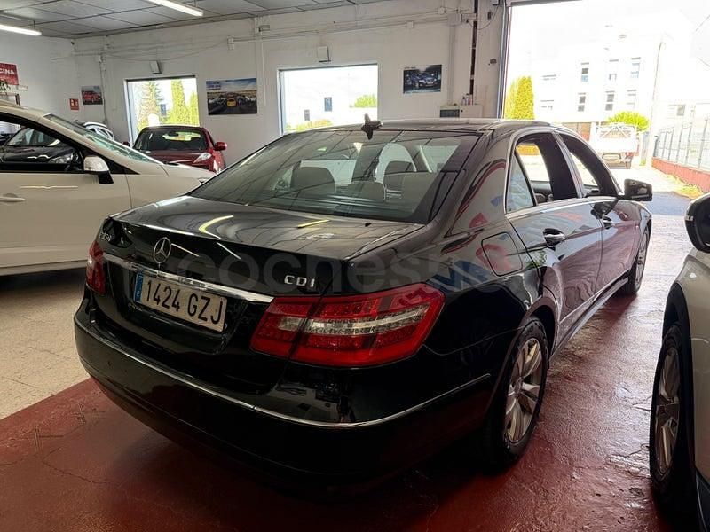 Usado Mercedes E350 Avantgarde 231 CV (169 kW) 2010 Negro Berlina