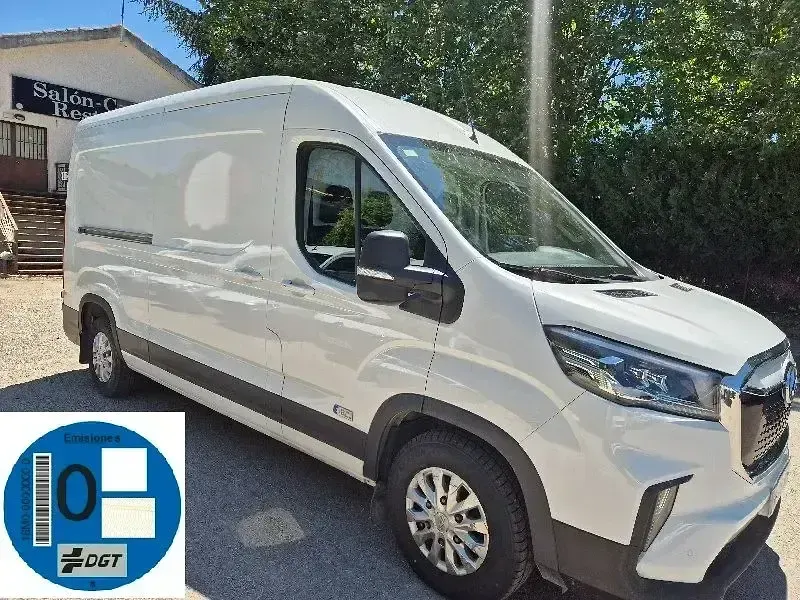 Usado Maxus V90 204 CV (150 kW) 2023 Blanco Van