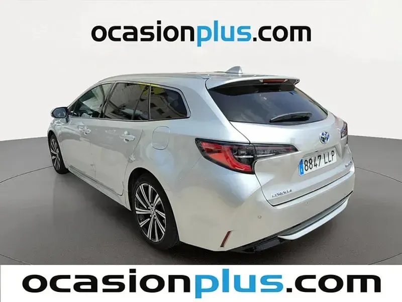 Usado Toyota Corolla Sport 180 CV (132 kW) 2020 Gris / plata Familiar