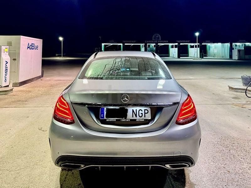Usado Mercedes C220 AMG line 170 CV (125 kW) 2016 Gris / plata Familiar
