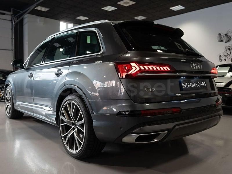 Usado Audi Q7 S-Line 290 CV (213 kW) 2020 Gris / plata SUV