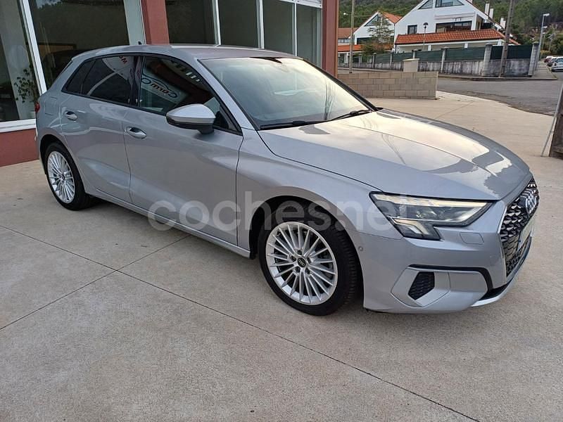 Usado Audi A3 Advanced Plus 116 CV (85 kW) 2021 Gris / plata Berlina