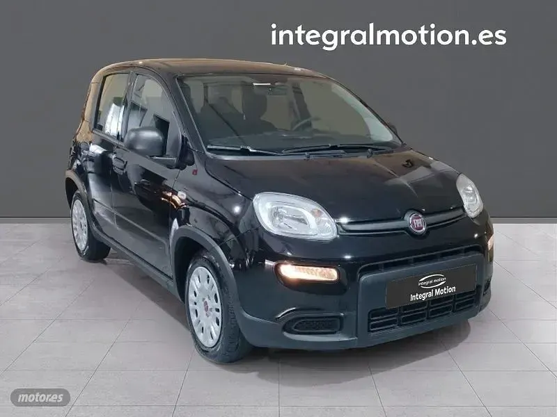 Nuevo Fiat Panda 70 CV (51 kW) 2025 Negro Utilitario