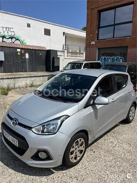 Gris / plata Usado 2014 Hyundai i10 Utilitario | 4800 € (Buen precio) - Imagen 1/4