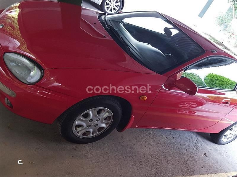 Usado Mazda MX3 110 CV (80 kW) 1998 Rojo Coupe