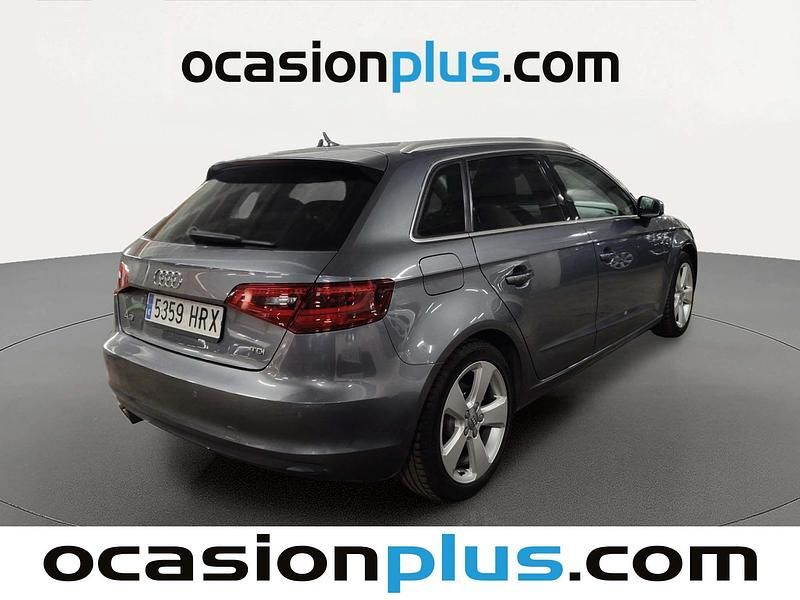 Usado Audi A3 Sportback Ambition 150 CV (110 kW) 2013 Gris Utilitario