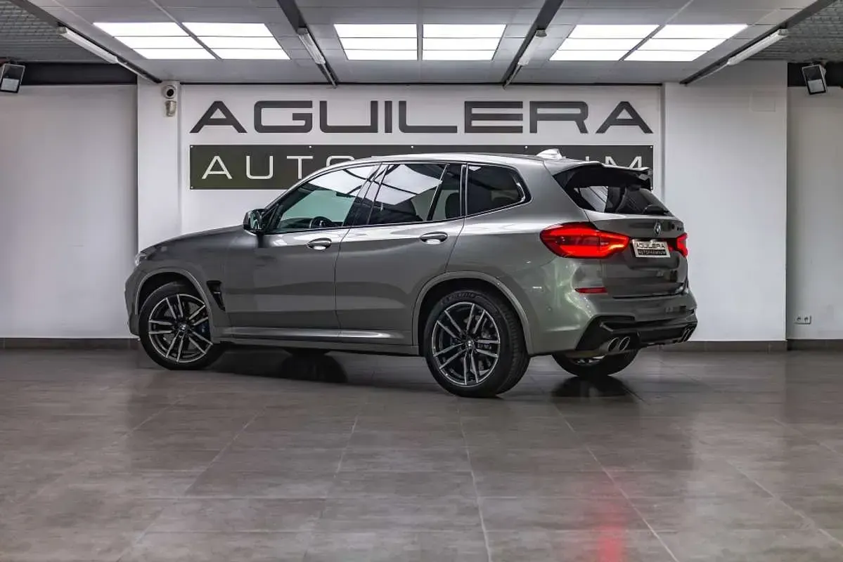 Usado BMW X3 M Comfort Edition 480 CV (353 kW) 2020 Gris SUV