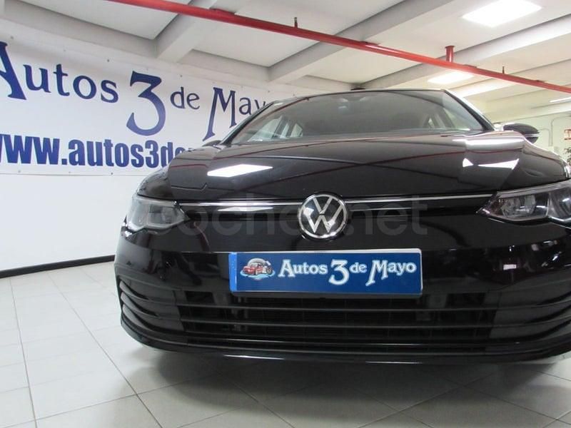 Używany VW Golf VIII 110 KM (80 kW) 2021 Czarny Sedan/Limuzyna