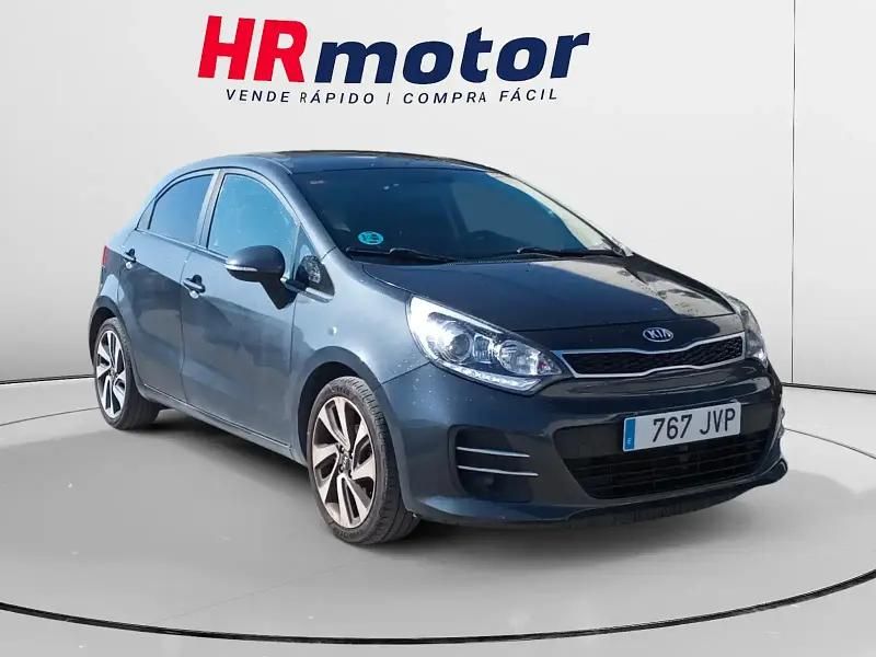 Gris Usado 2016 Kia Rio Utilitario | 7990 € (Precio justo) - Imagen 1/4