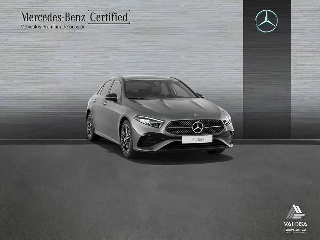 Usado Mercedes A250 218 CV (160 kW) 2025 Berlina
