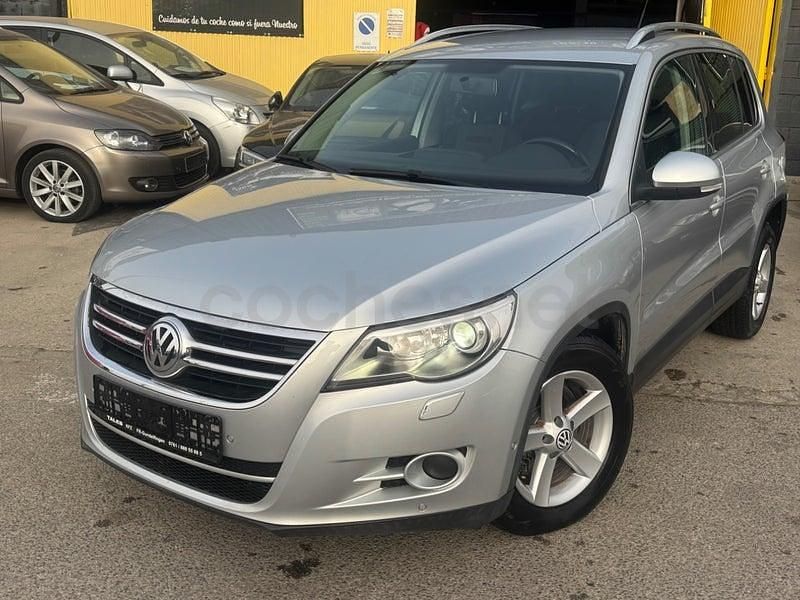 Usado VW Tiguan 140 CV (102 kW) 2009 Gris / plata SUV