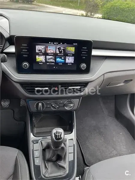 Usado Skoda Fabia Ambition 80 CV (58 kW) 2023 Blanco Utilitario