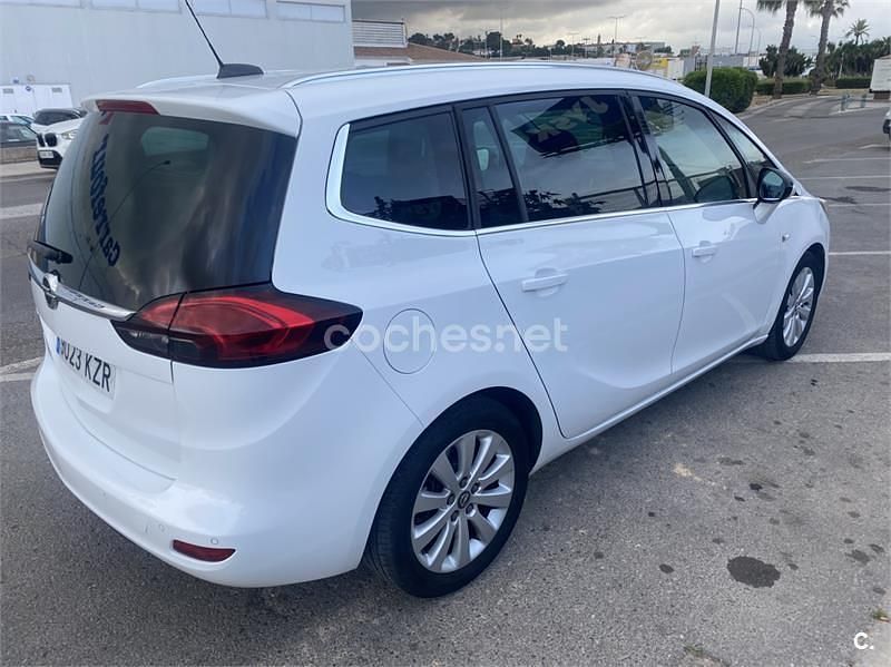 Usado Opel Zafira Selective 136 CV (100 kW) 2019 Blanco Monovolumen