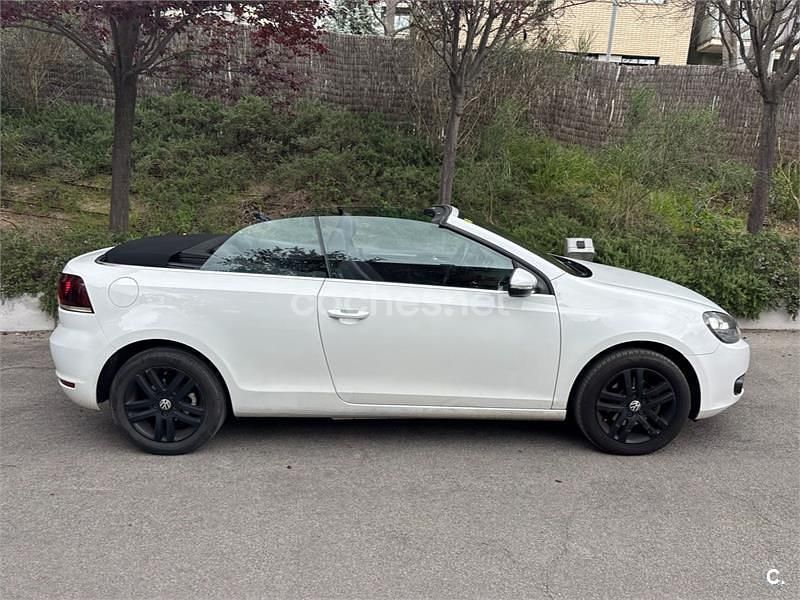 Usado VW Golf Cabriolet 105 CV (77 kW) 2012 Blanco Descapotable