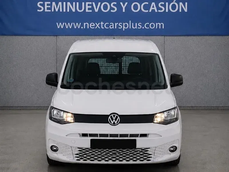 Usado VW Caddy 122 CV (89 kW) 2021 Blanco Monovolumen
