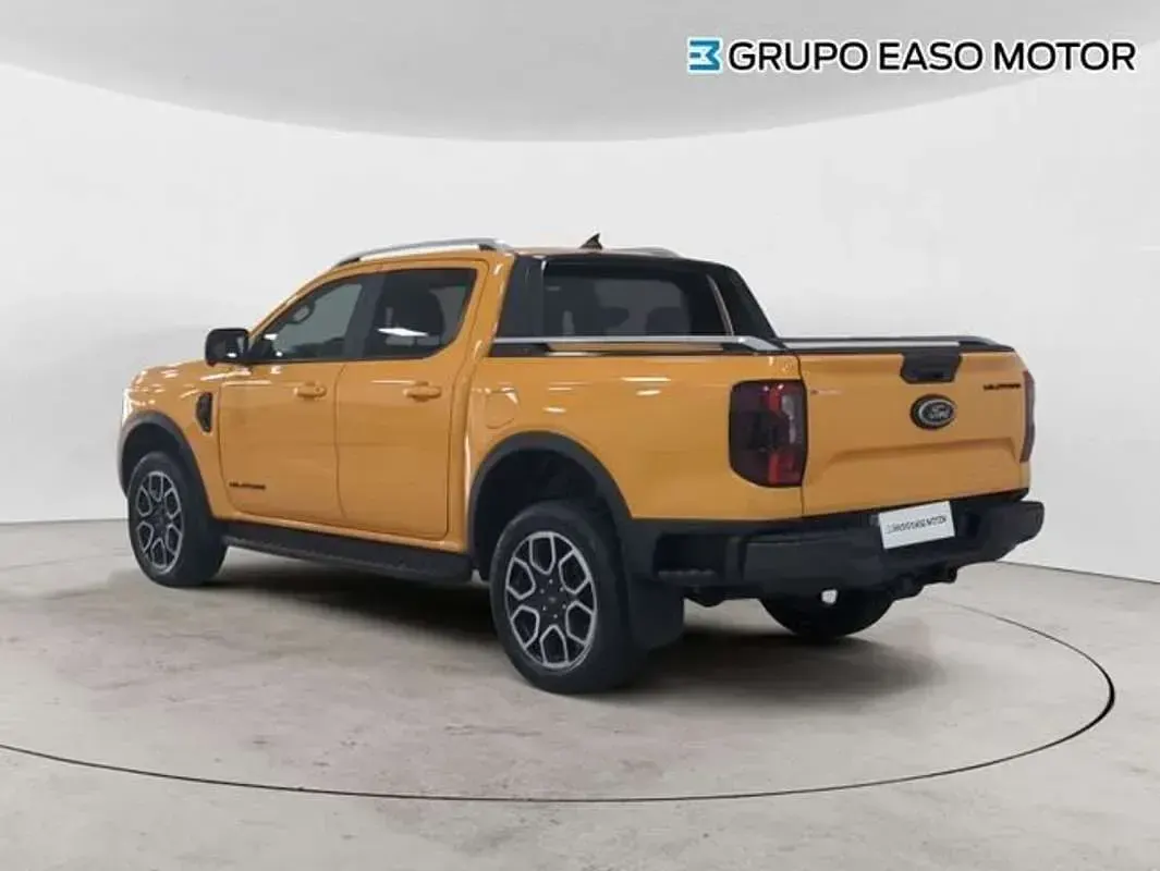 Usado Ford Ranger Wildtrack 241 CV (177 kW) 2024 Naranja Pickup/Camioneta