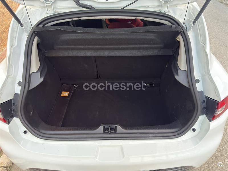 Usado Renault Clio IV Business 90 CV (66 kW) 2017 Blanco Berlina
