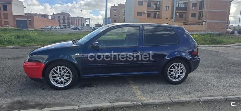 Usado VW Golf IV GTI 150 CV (110 kW) 2001 Azul Berlina