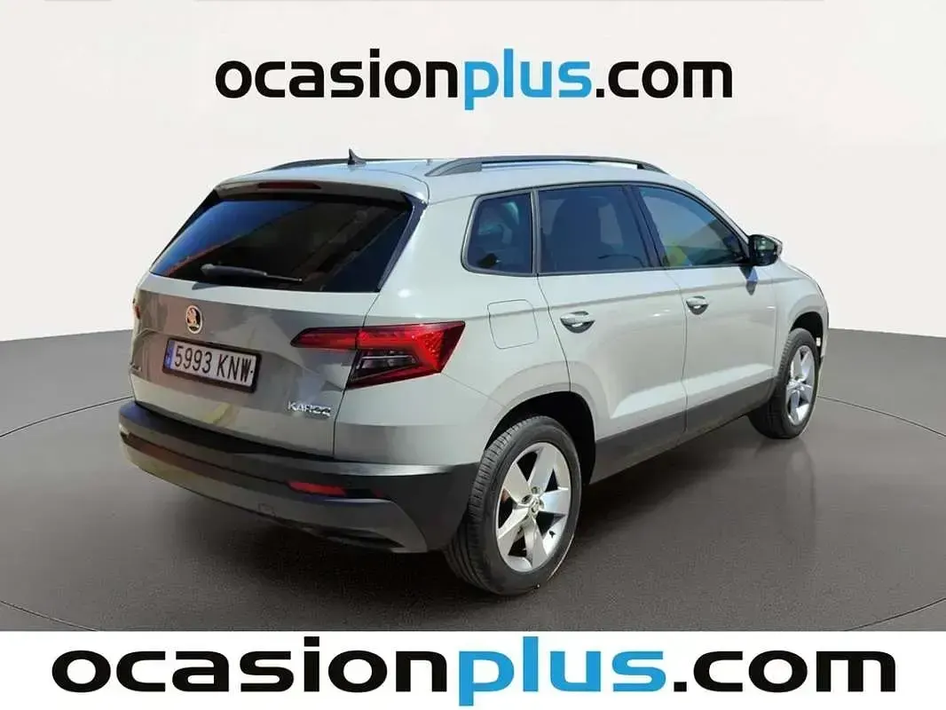Usado Skoda Karoq Ambition 116 CV (85 kW) 2018 Gris SUV