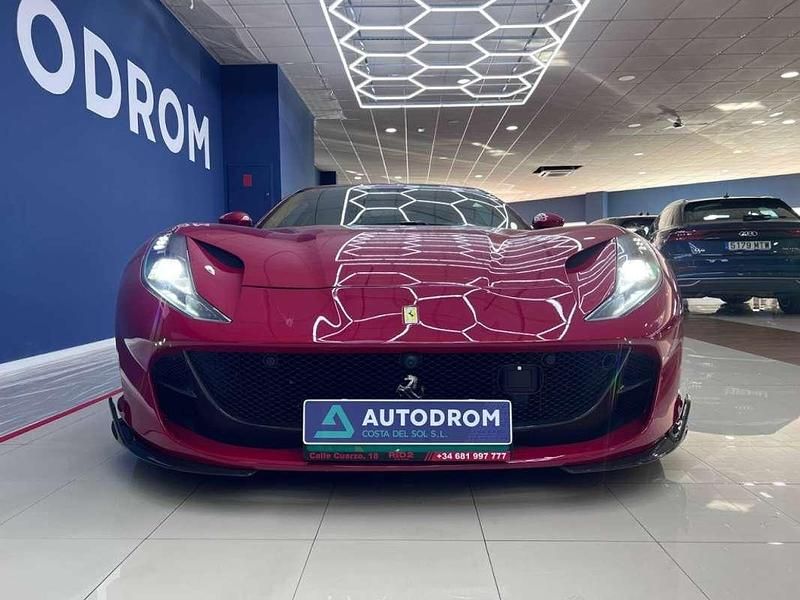 Usado Ferrari 812 800 CV (588 kW) 2019 Rojo Coupe