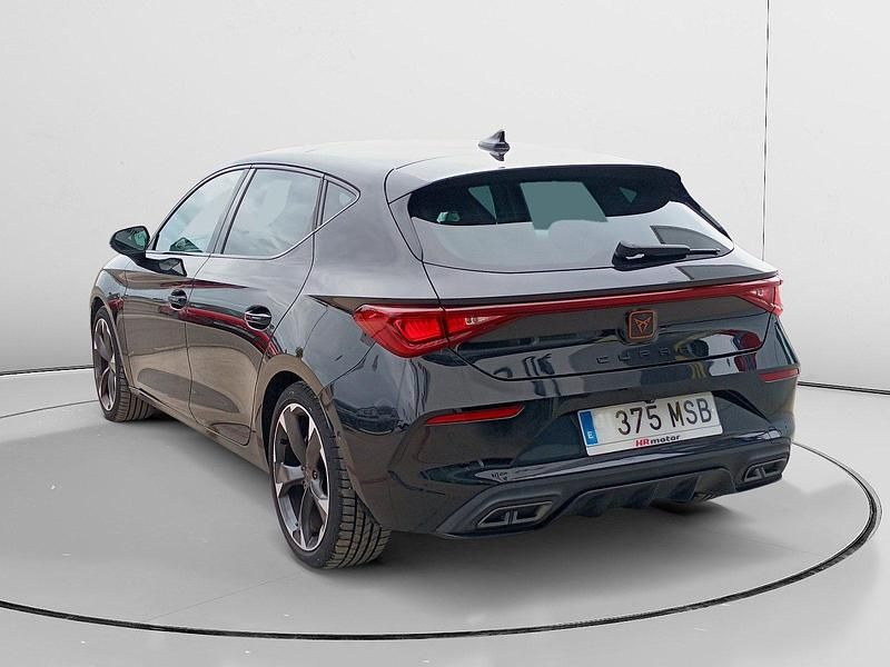 Usado Cupra Leon 150 CV (110 kW) 2023 Negro