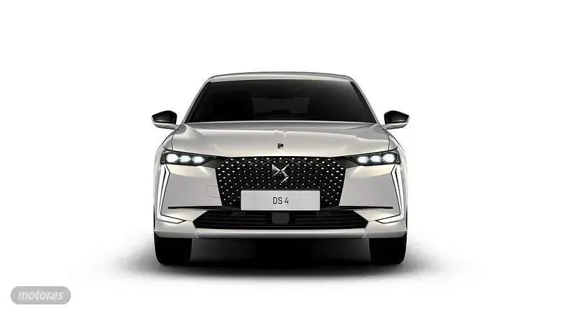 Nuevo DS Automobiles DS4 145 CV (106 kW) 2026 Blanco Berlina