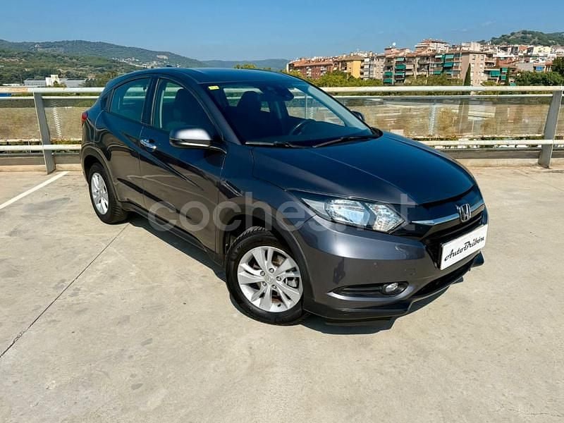 Usado Honda HR-V Elegance 130 CV (95 kW) 2016 Gris / plata SUV