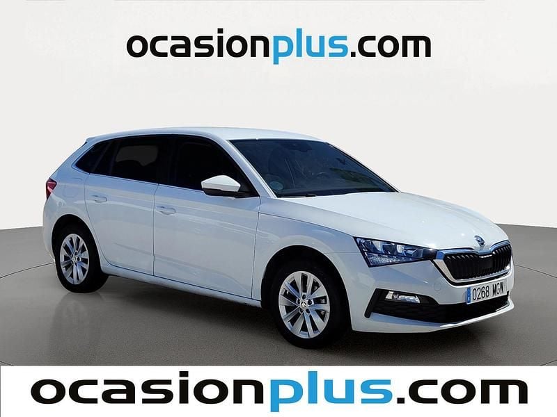 Usado Skoda Scala Ambition 95 CV (69 kW) 2023 Blanco Utilitario