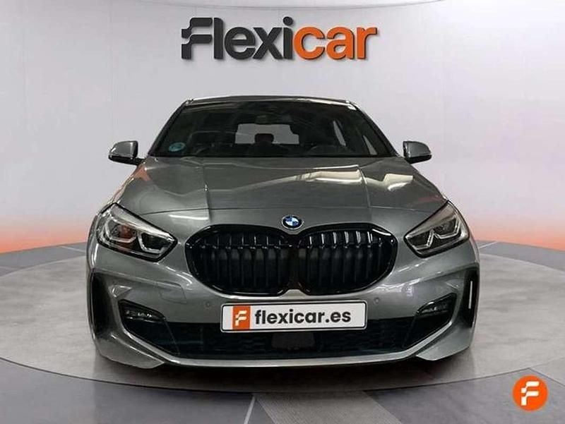 Usado BMW 118 136 CV (100 kW) 2024 Gris Utilitario