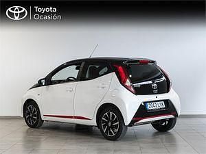 Usado Toyota Aygo Sport 72 CV (52 kW) 2021 Blanco Utilitario