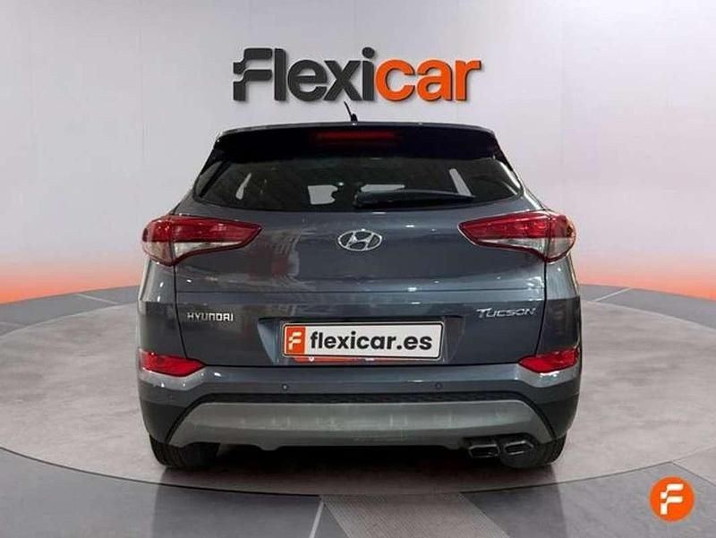Usado Hyundai Tucson GO! 177 CV (130 kW) 2018 Azul SUV