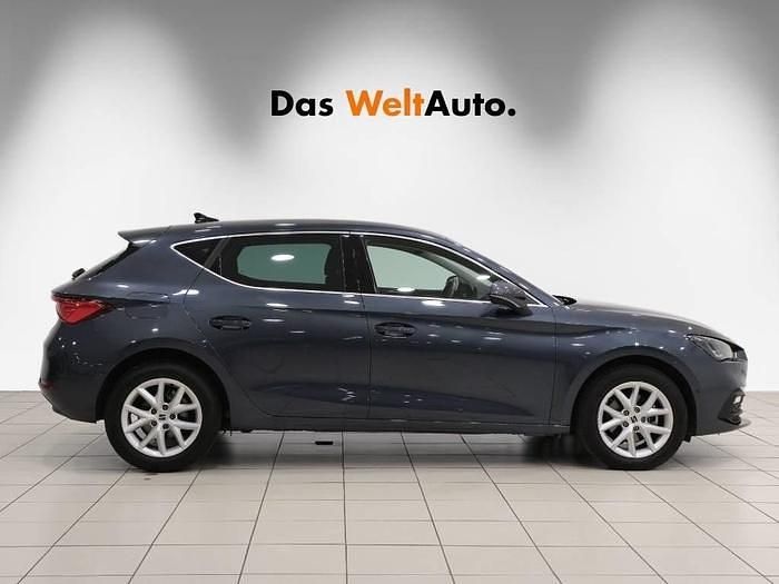 Usado Seat Leon Style 116 CV (85 kW) 2025 Gris