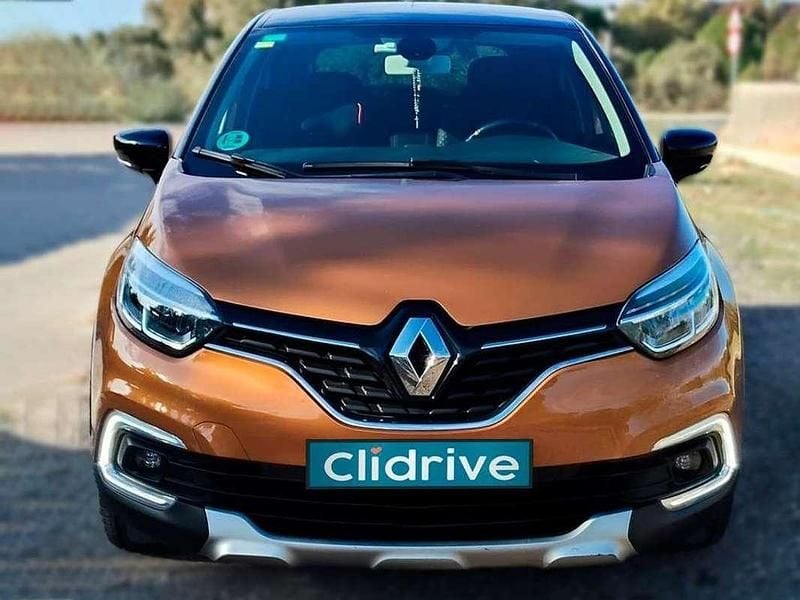 Usado Renault Captur Zen 90 CV (66 kW) 2018 Naranja SUV
