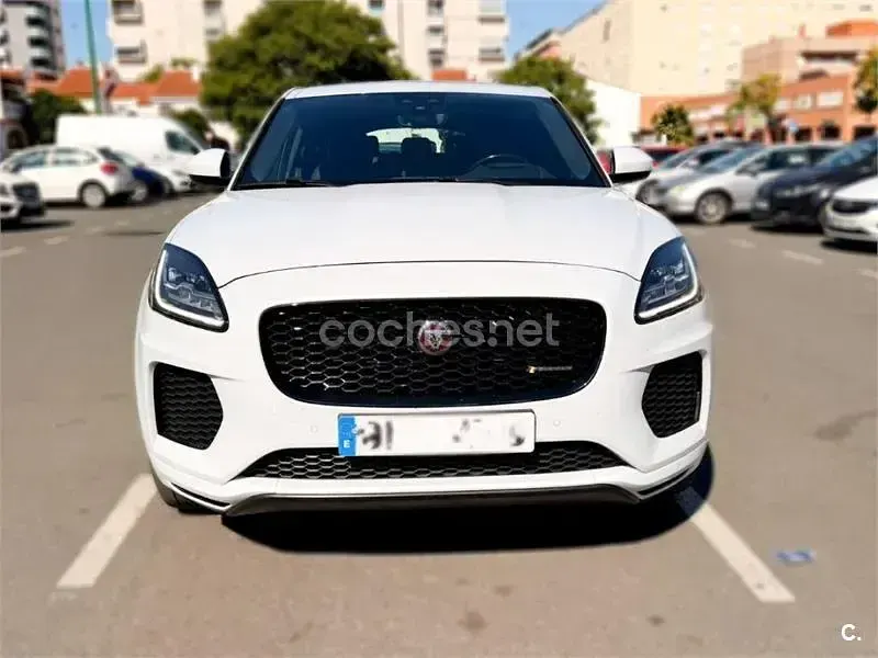 Usado Jaguar E-Pace R-Dynamic 249 CV (183 kW) 2018 Blanco SUV