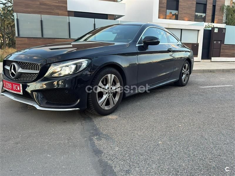 Usado Mercedes 200 AMG line 184 CV (135 kW) 2017 Negro Coupe