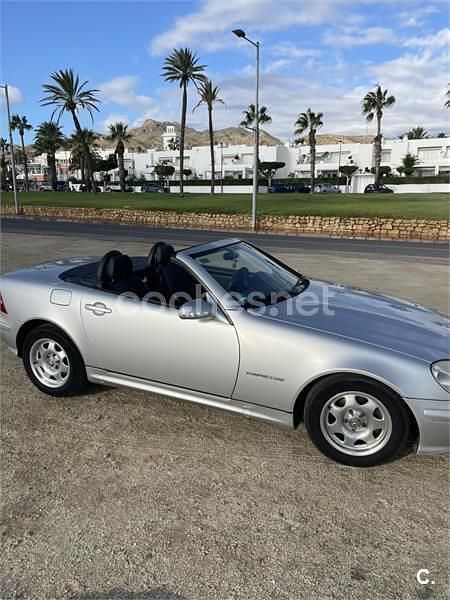 Usado Mercedes SLK200 Edition 163 CV (119 kW) 2003 Gris / plata Descapotable