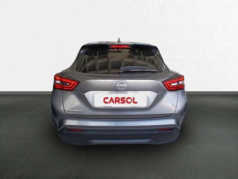 Usado Nissan Juke N-Connecta 114 CV (83 kW) 2024 Gris SUV