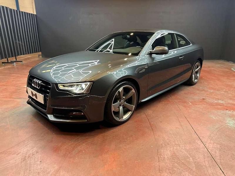 Usado Audi A5 S-Line 177 CV (130 kW) 2014 Gris / plata Coupe