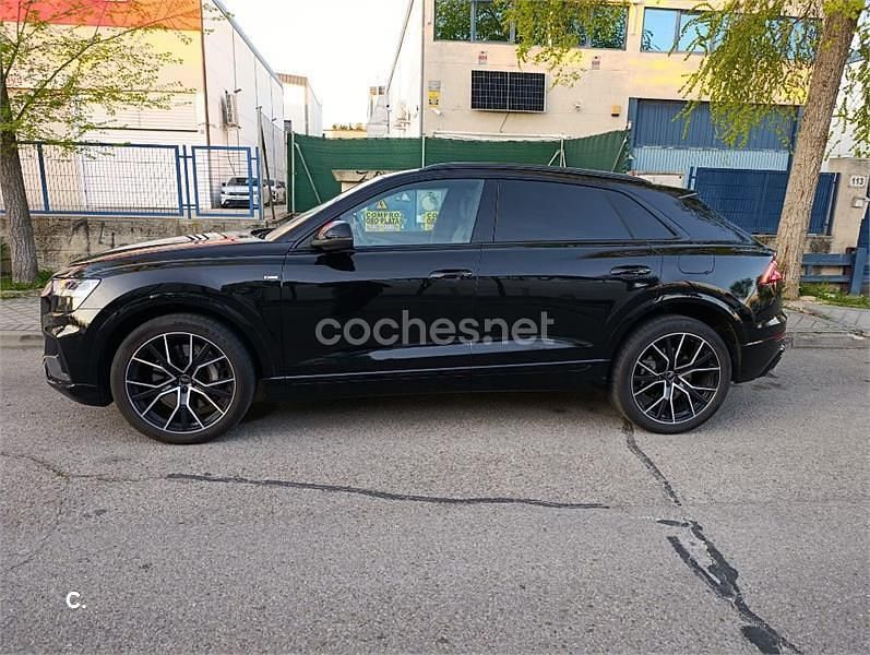 Usado Audi Q8 381 CV (280 kW) 2023 Negro SUV