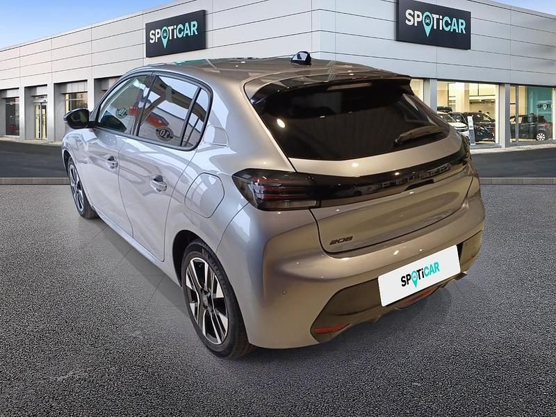 Usado Peugeot 208 Allure 100 CV (73 kW) 2024 Gris Utilitario
