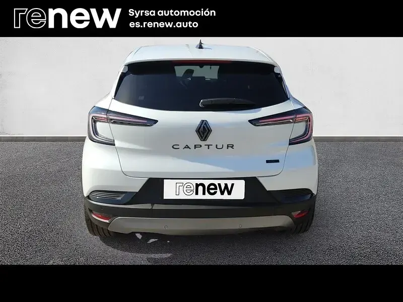 Usado Renault Captur Esprit Alpine 160 CV (117 kW) 2025 Blanco SUV