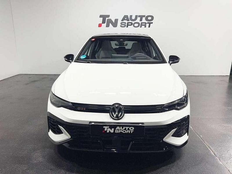 Usado VW Golf VIII GTI 300 CV (220 kW) 2025 Blanco Utilitario