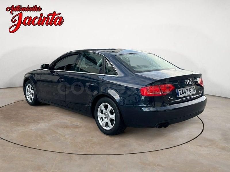 Usado Audi A4 Premium 160 CV (117 kW) 2010 Azul Berlina