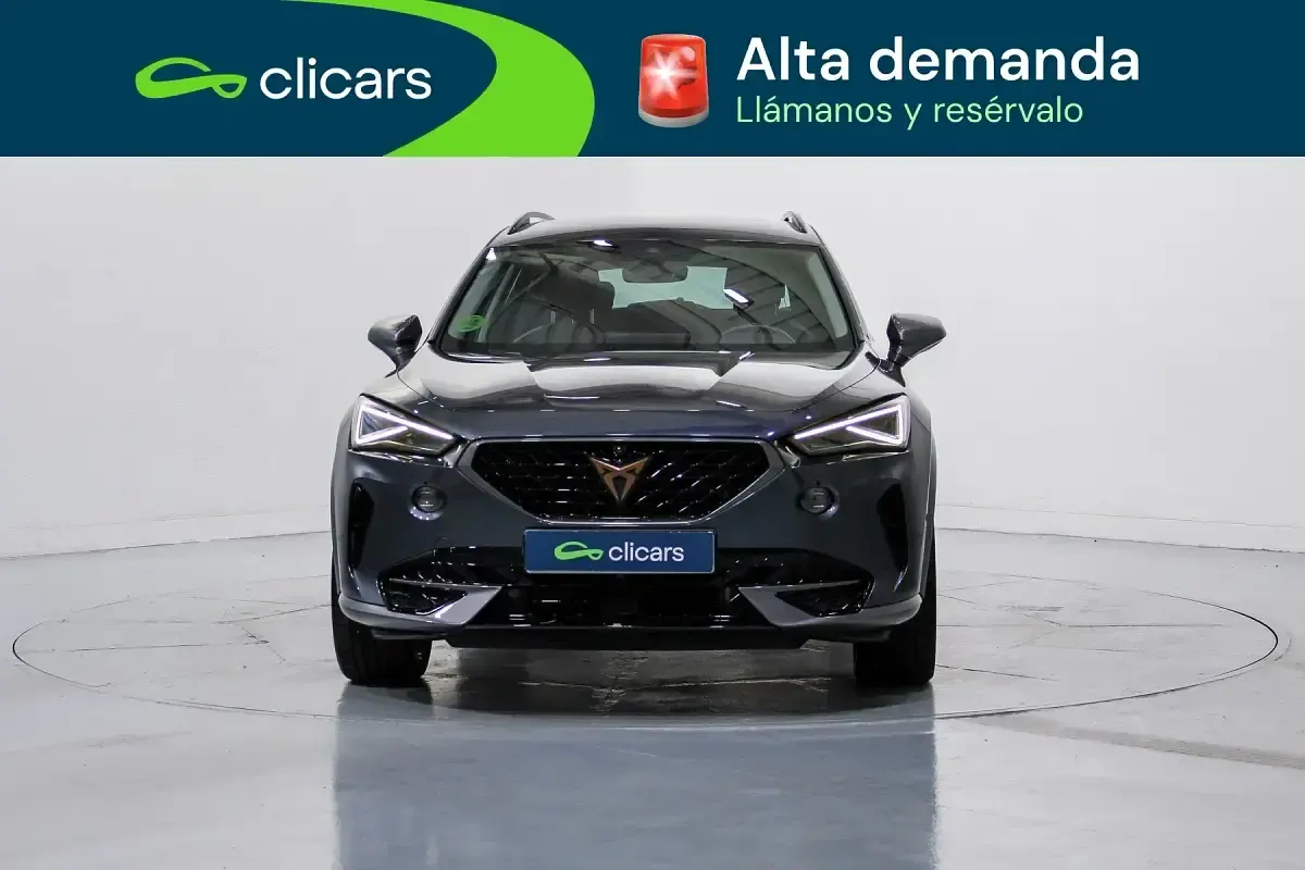 Usado Cupra Formentor 150 CV (110 kW) 2023 Gris / plata SUV
