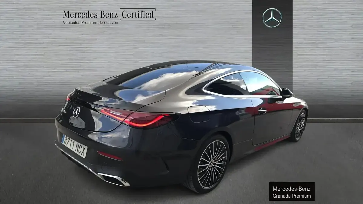 Usado Mercedes CLE220 197 CV (144 kW) 2024 Gris grafito Coupe