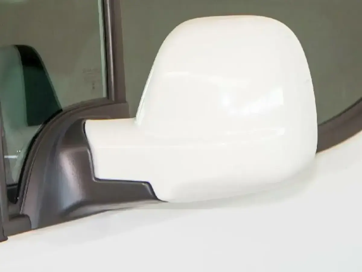Usado Citroën Berlingo Feel 102 CV (75 kW) 2019 Blanco Monovolumen