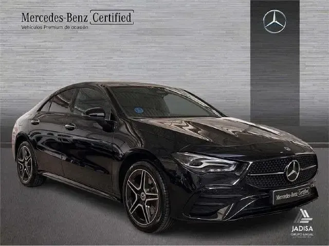 Usado Mercedes CLA250e 218 CV (160 kW) 2025 Negro Coupe