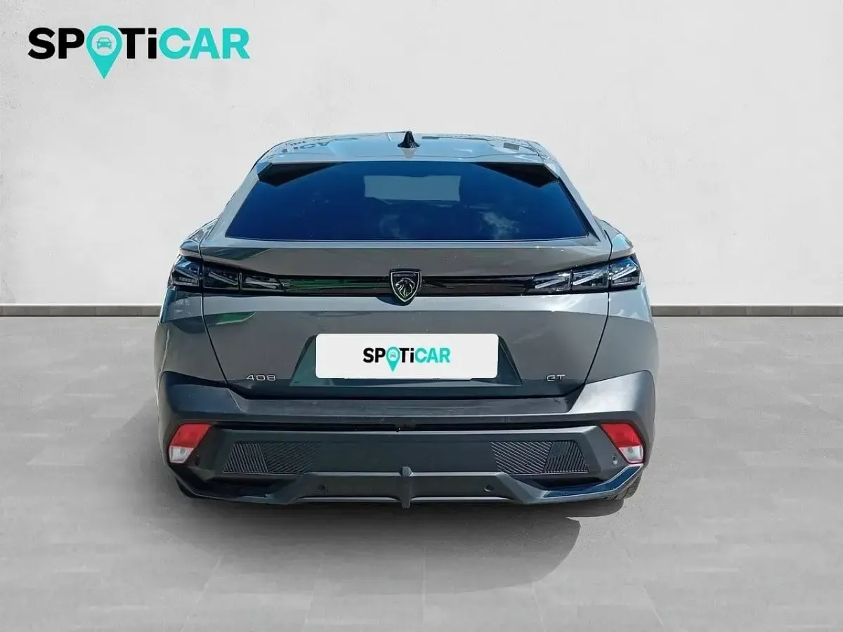 Usado Peugeot 408 GT 130 CV (95 kW) 2024 Gris SUV